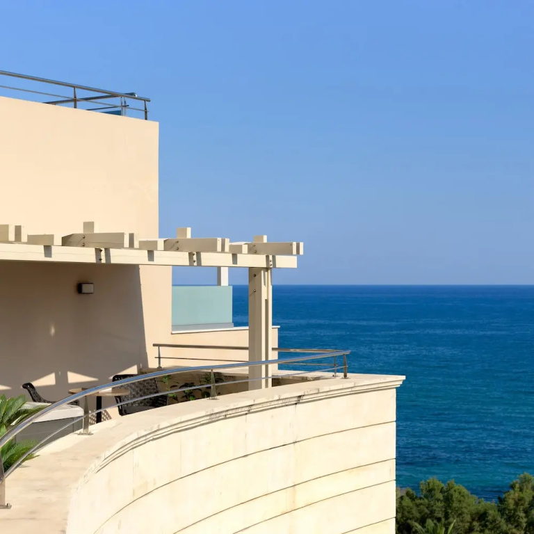 Suite with balcony
