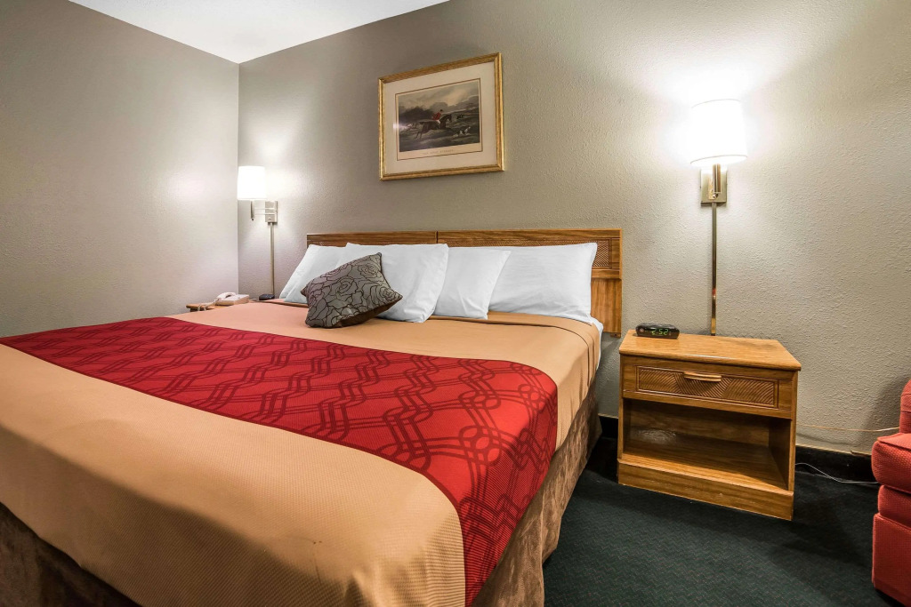 Econo Lodge — фото 6