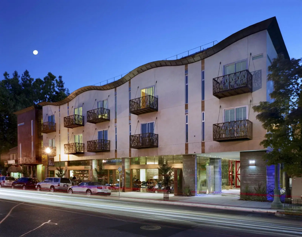 H2Hotel