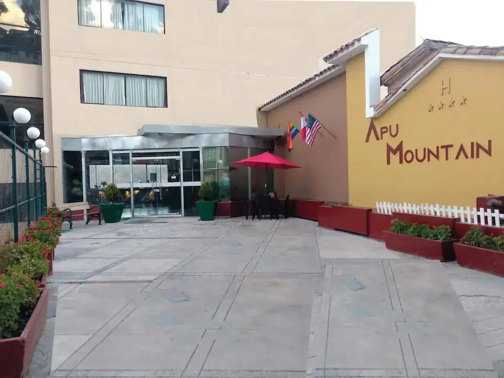 Apu Mountain Lodge