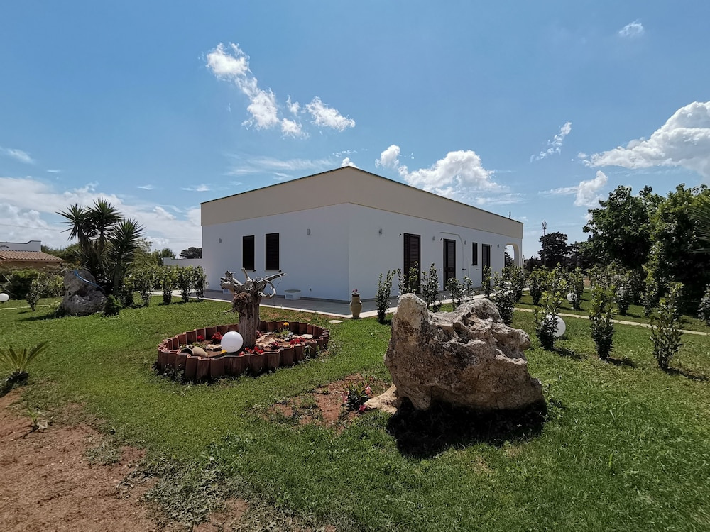 Paluna