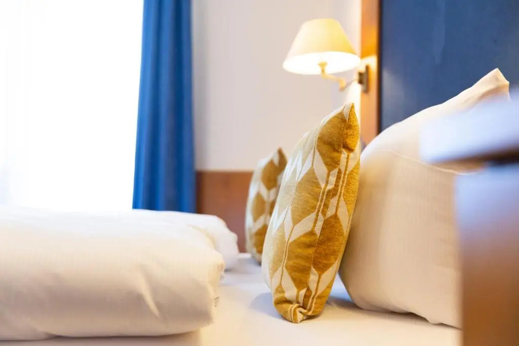 Standard Double room with balcony (full double bed)