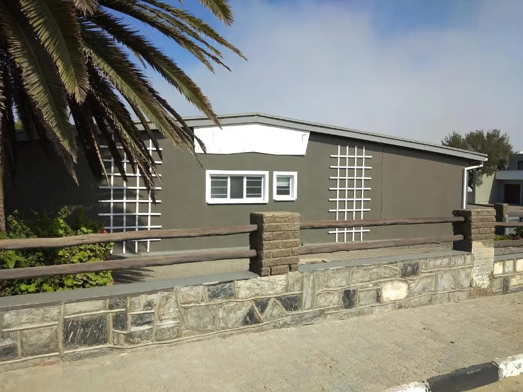 20 on Beach Road
