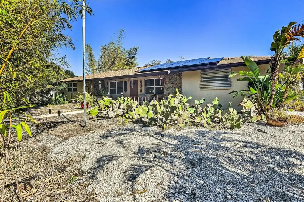 Unique Nokomis Home ~ 2 Mi to Beach Access!