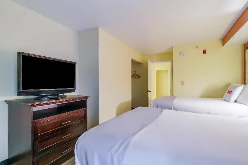 Deluxe Quadruple Suite with balcony