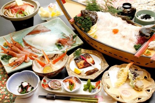 Food & Beverage