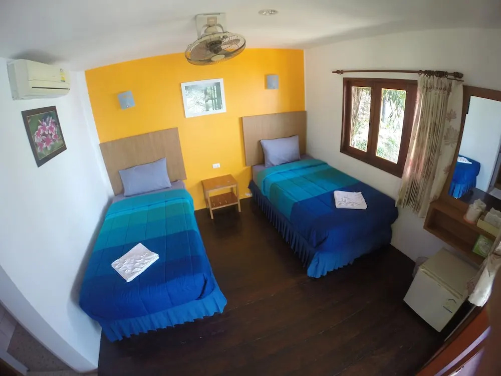 Standard room with balcony and with sea view