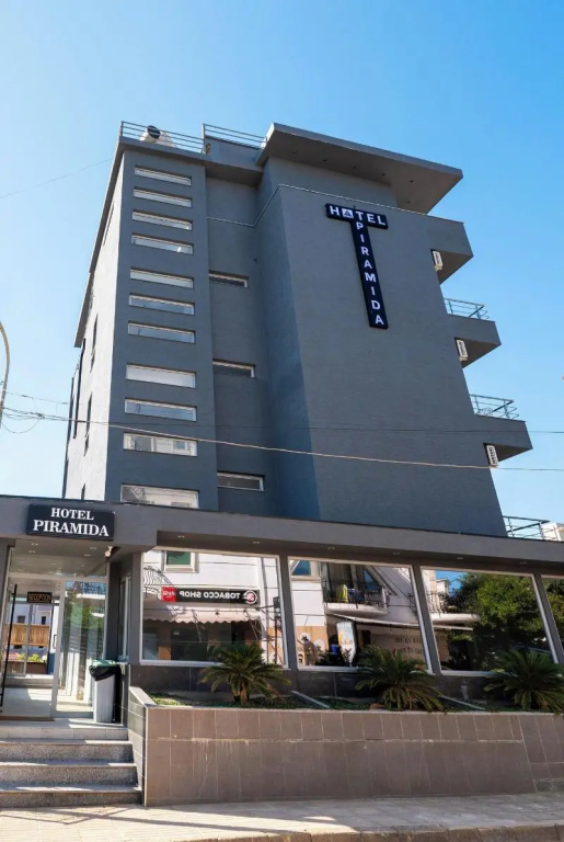 Hotel Piramida