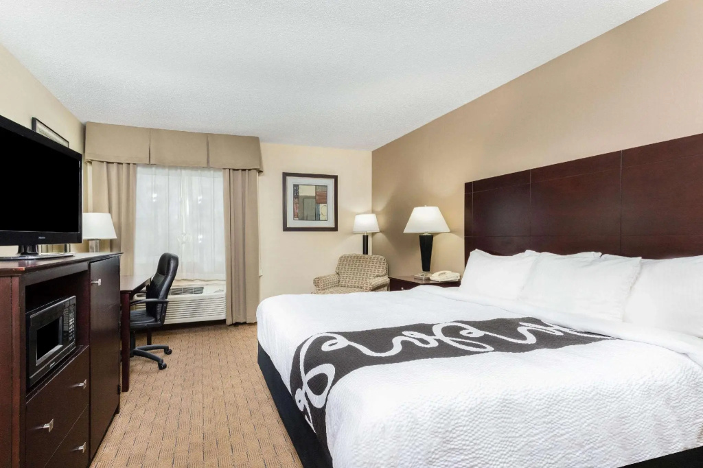AmericInn by Wyndham Frankfort IN - Chambres