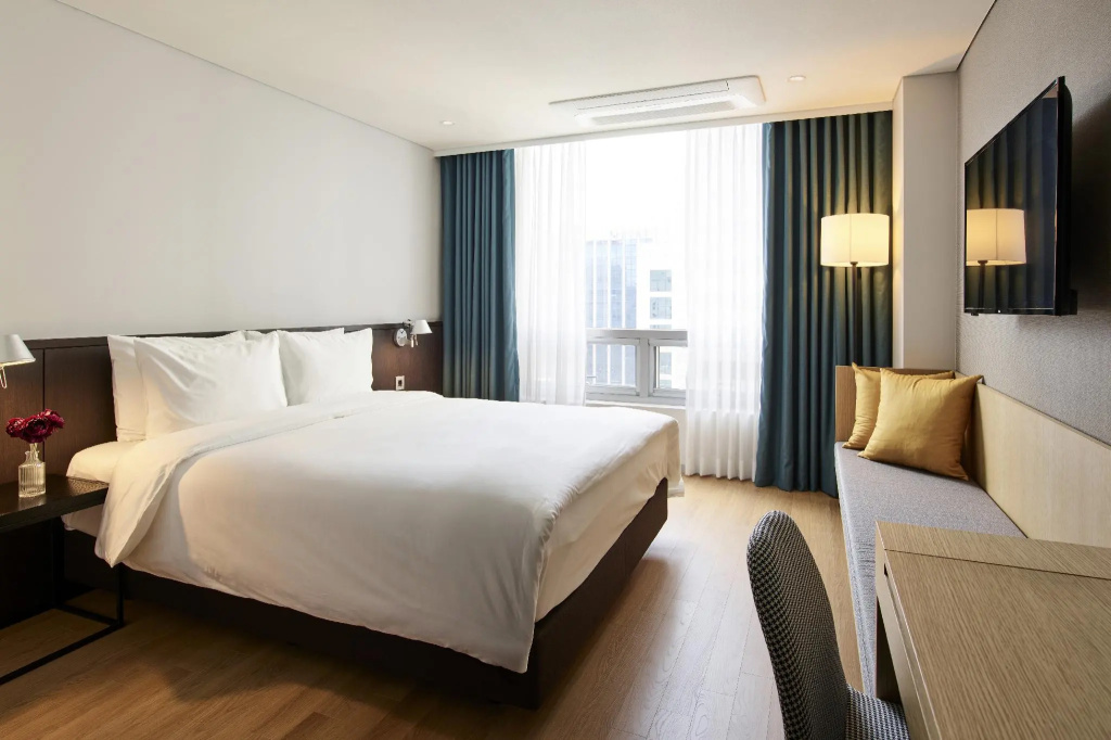 Superior room