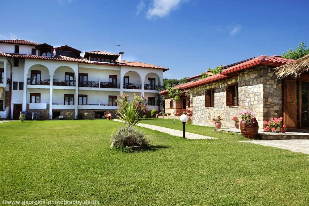 Kamares House Apartments & Studios