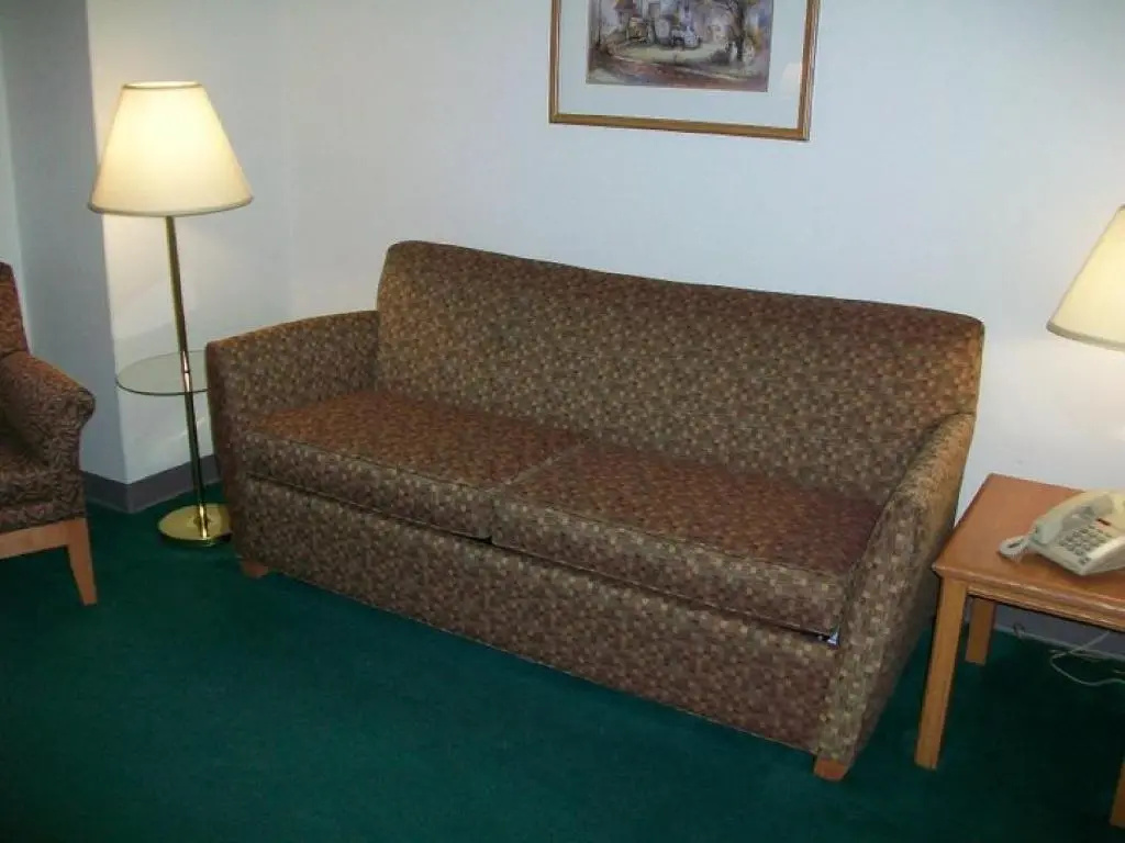 1 Bedroom Double Suite (full double bed)
