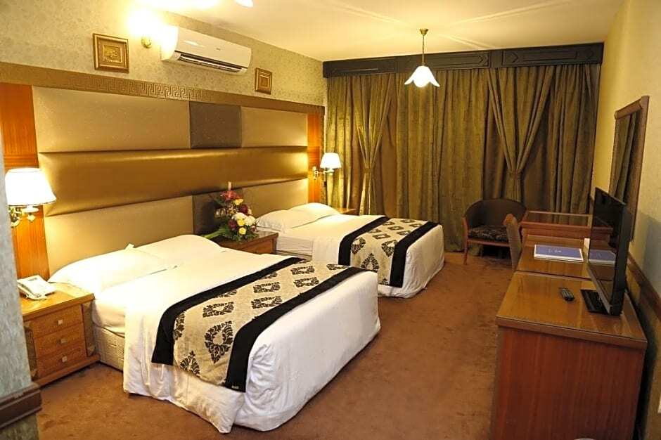Dubai Palm Hotel