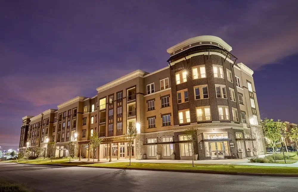 Downtown River Apartments by Barsala
