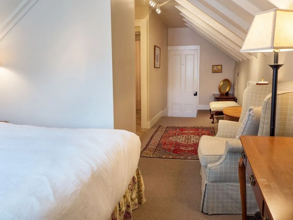 McCully House Inn