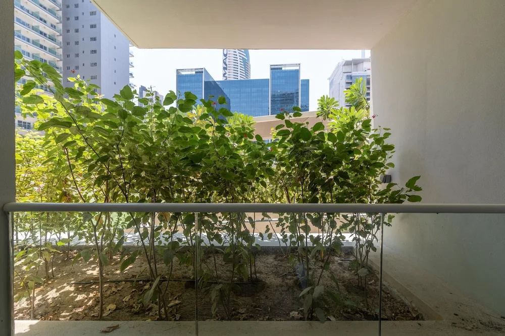 Whitesage - Stylish Apt With Balconies In The Heart Of Dubai