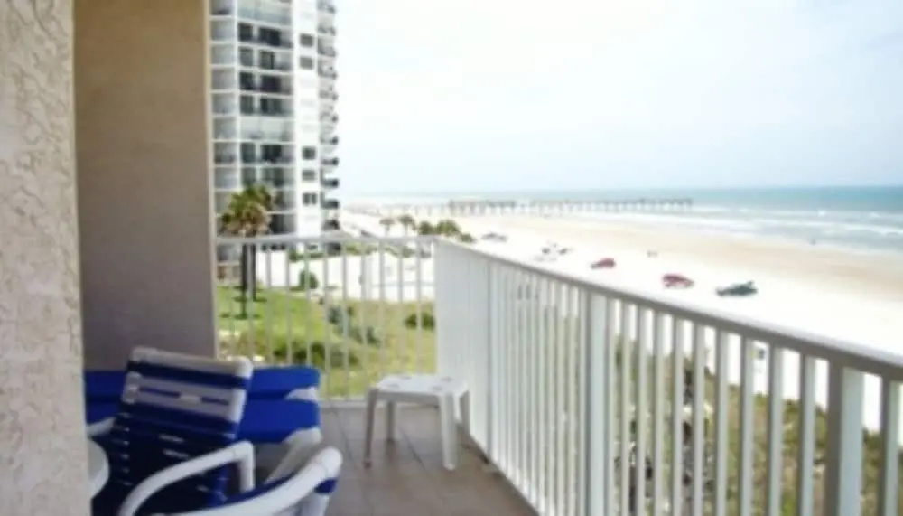 Great ocean Views - 3 BR 3 BA - Sanibel 302
