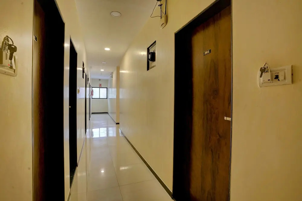FabHotel Prakash Inn - T2 - Chhatrapati Shivaji Airpor