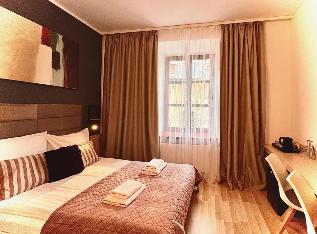 Standard Double room (full double bed)