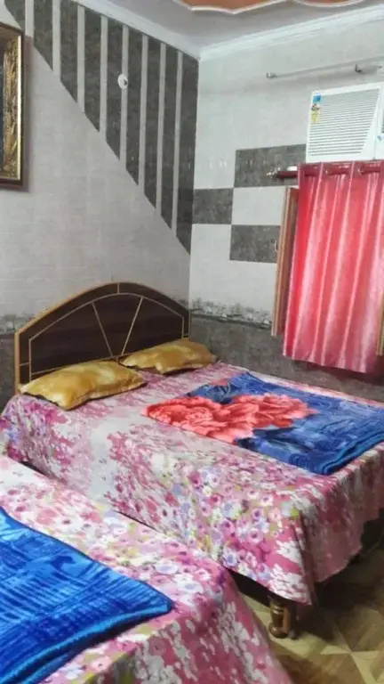Kripa Dev Guest House Haridwar by Goroomgo
