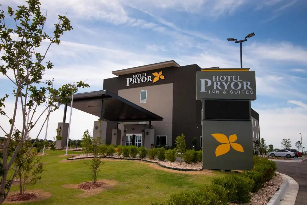 Hotel Pryor