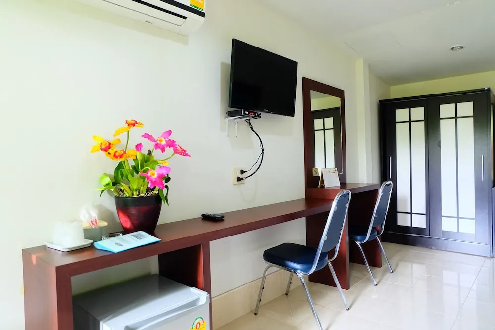 Hotel photo 12