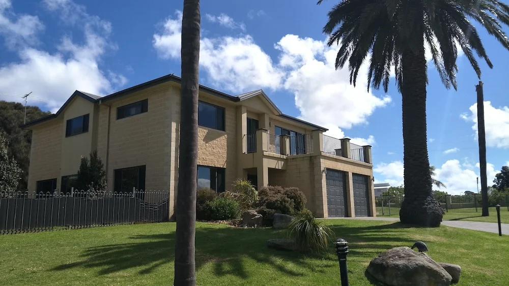 Island Cove Villas