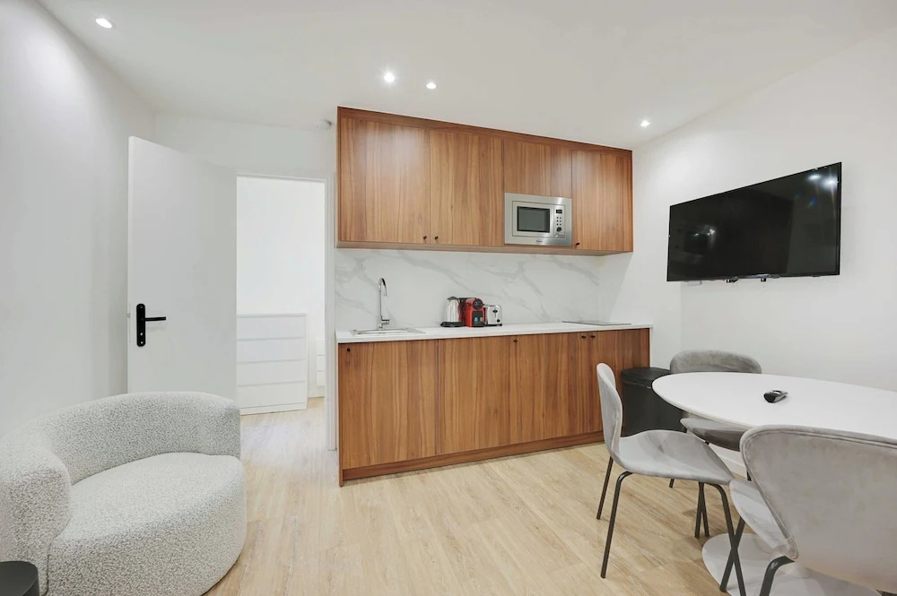 Afficher la photo 6 — Modern Apartment With Terrace