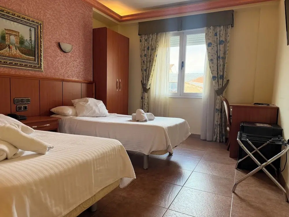 Hotel Real De Castilla - Chambres