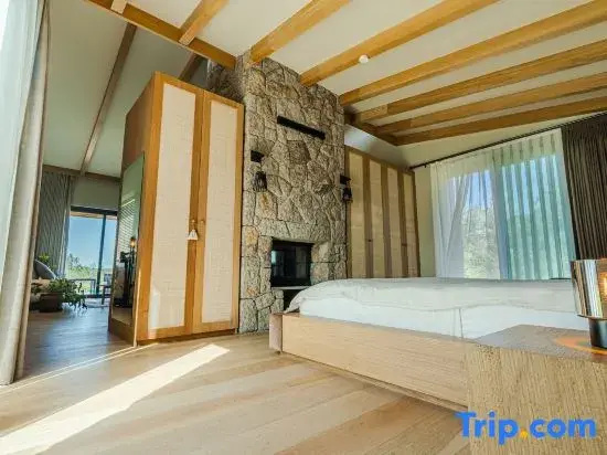 Deluxe Cottage