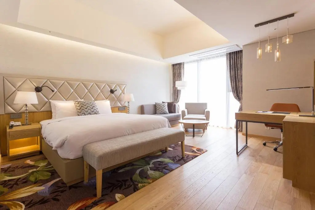 Deluxe Junior Suite