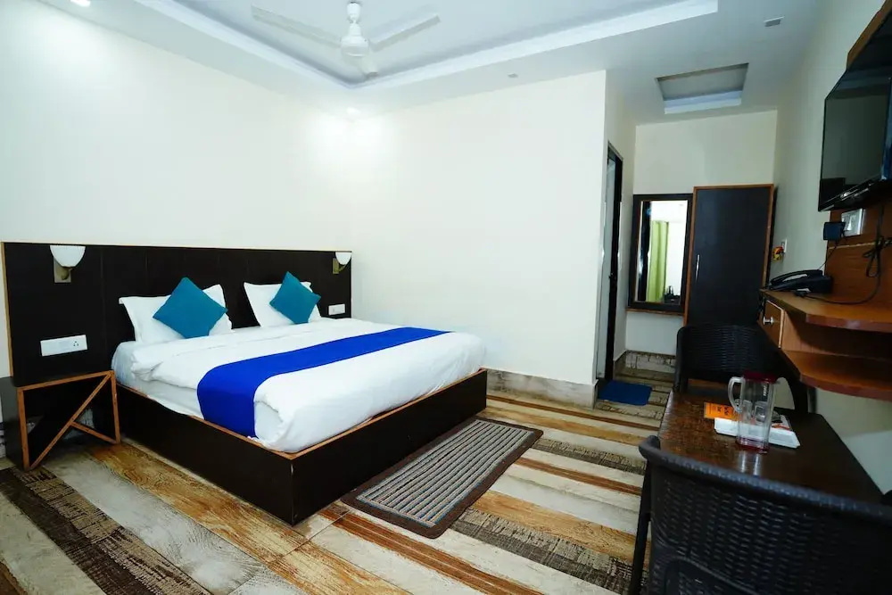 Comfort room