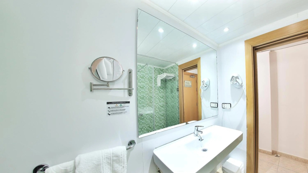 Hotel photo 32
