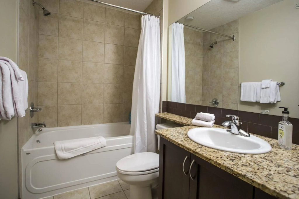 Silver Rock Condos - фото 25