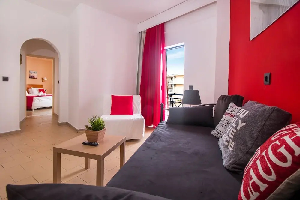 1 Bedroom Apartment with balcony