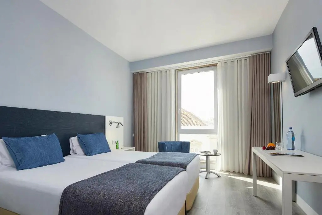 Occidental Faro Hotel - Chambres
