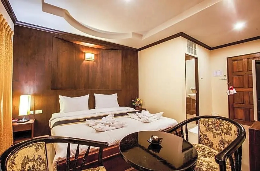 Superior Double room (full double bed)