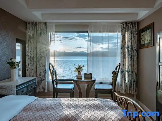 Standard Double room with view (full double bed)
