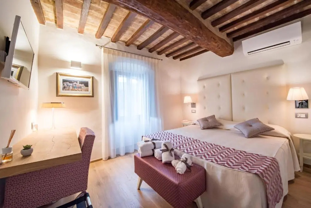 Standard Double room (full double bed)