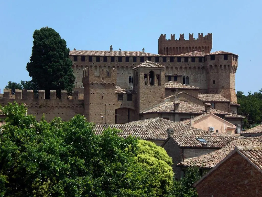 Il Grifo - Bilocale in collina sul mare a Gradara