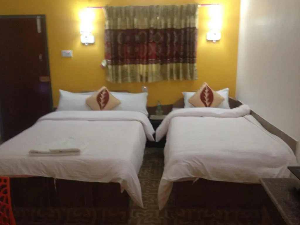 1 Bedroom Double Apartment with balcony and with partial view full double bed