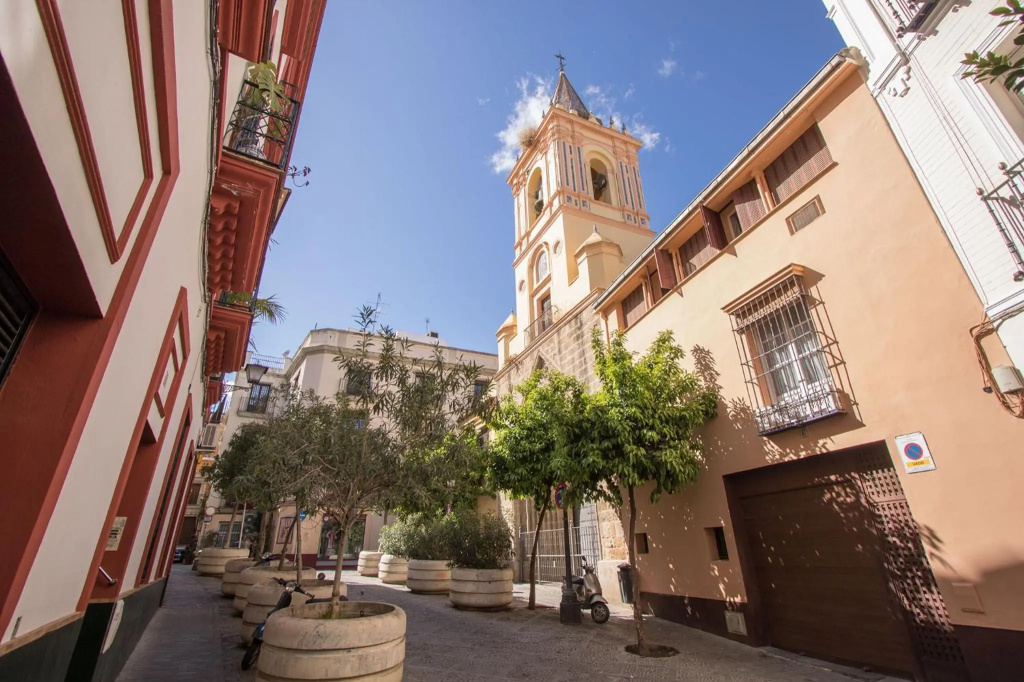 San Isidoro Central Oasis by Valcambre