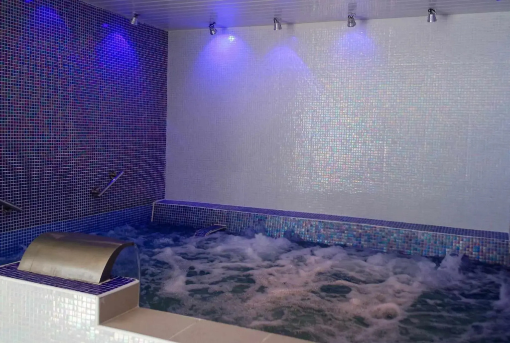 Hotel photo 11