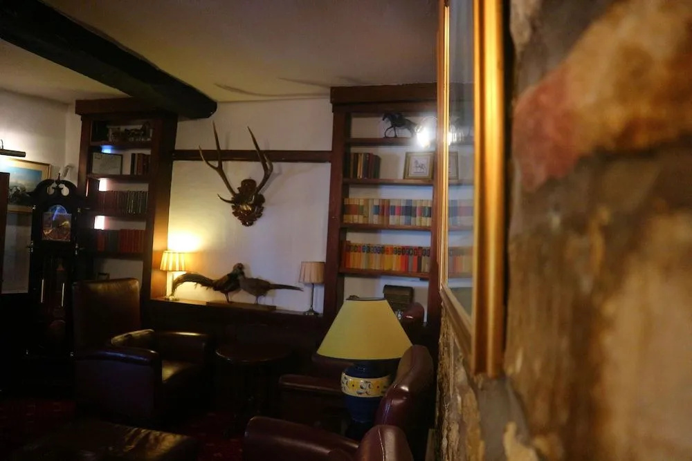 The Crown Hotel - Général