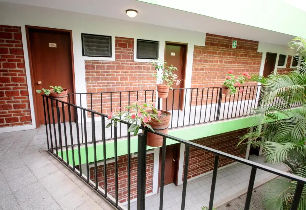Balcony & Terrace
