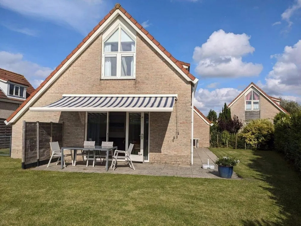 Bungalow in Breskens Near Beach and Dunes
