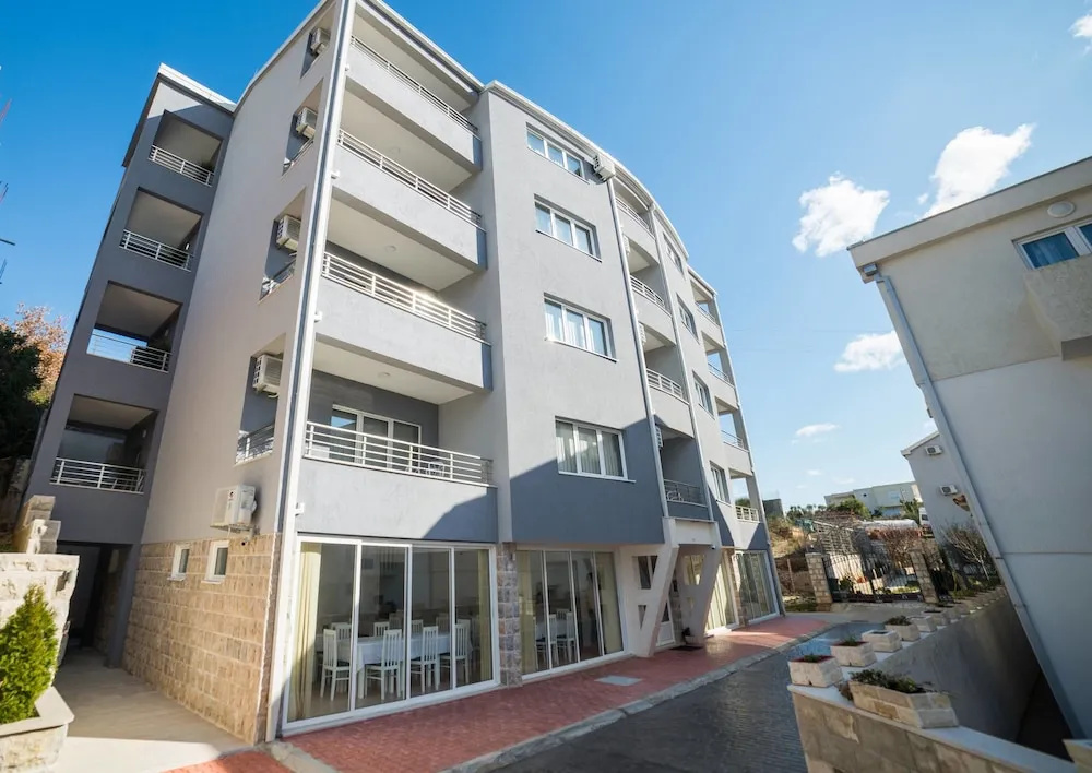 Hotel B-Elite