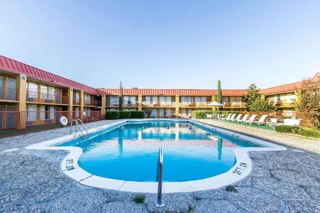 Hotel photo 28