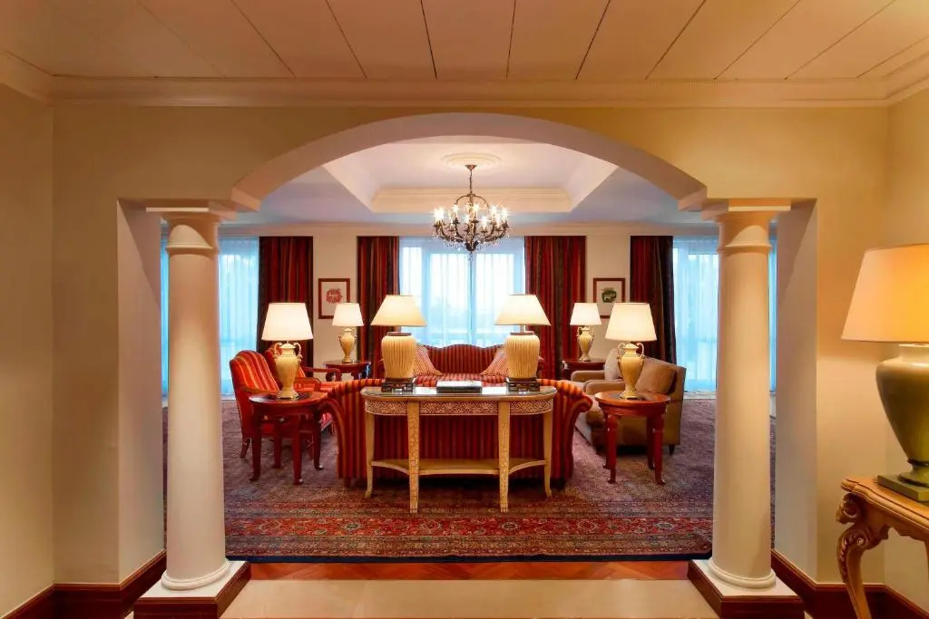 Executive Double Suite (full double bed)