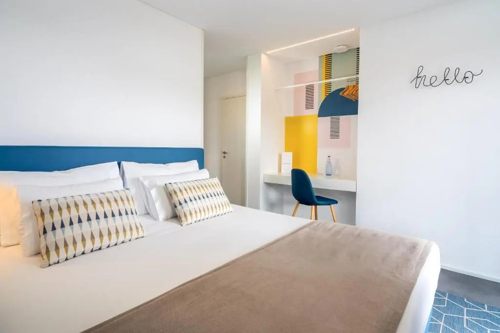 Double room (full double bed)